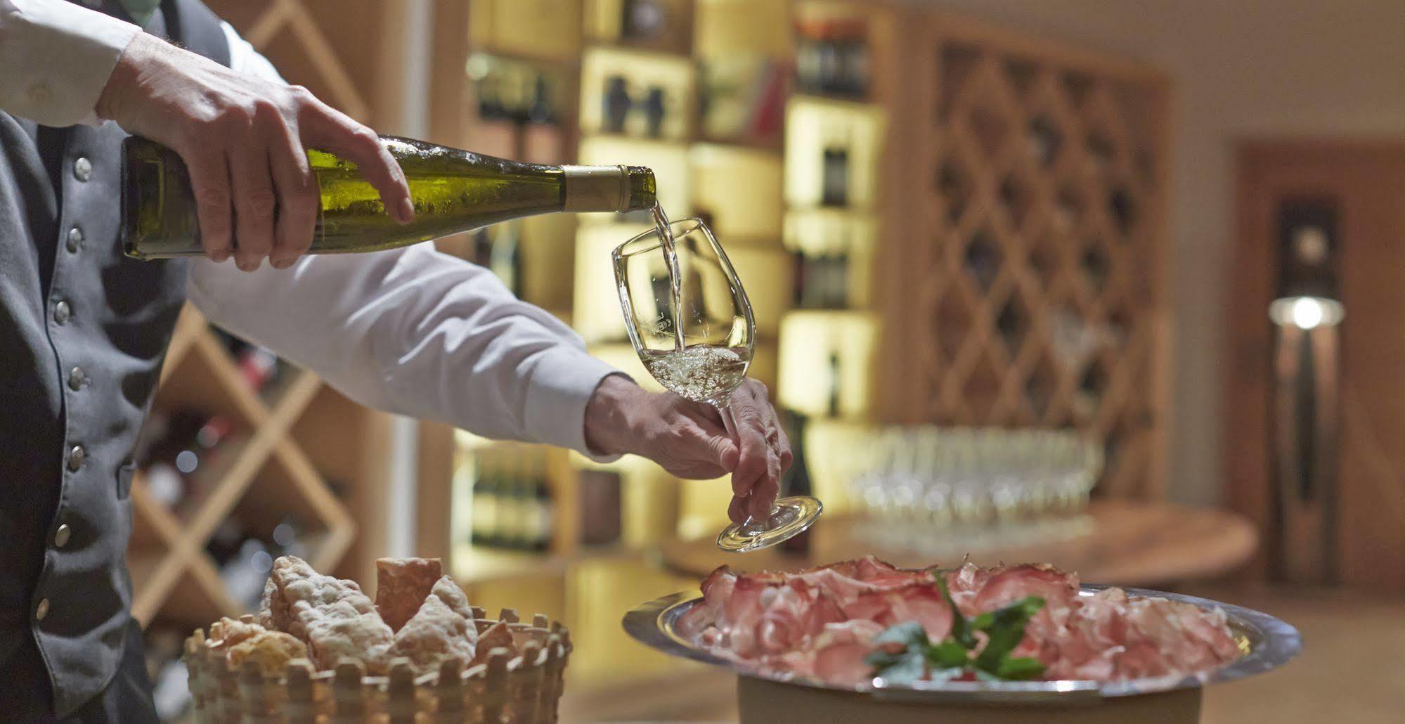 Hotel Eberle Bolzano Zewnętrze zdjęcie